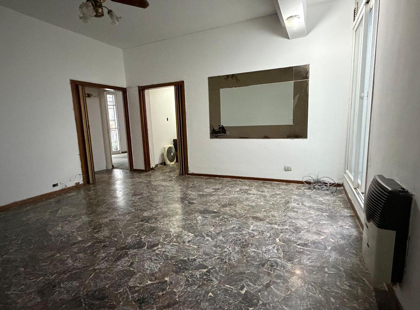 Foto de VENTA DEPTO 3 AMBIENTES BALVANERA BALCON AL FRENTE, imagen 2