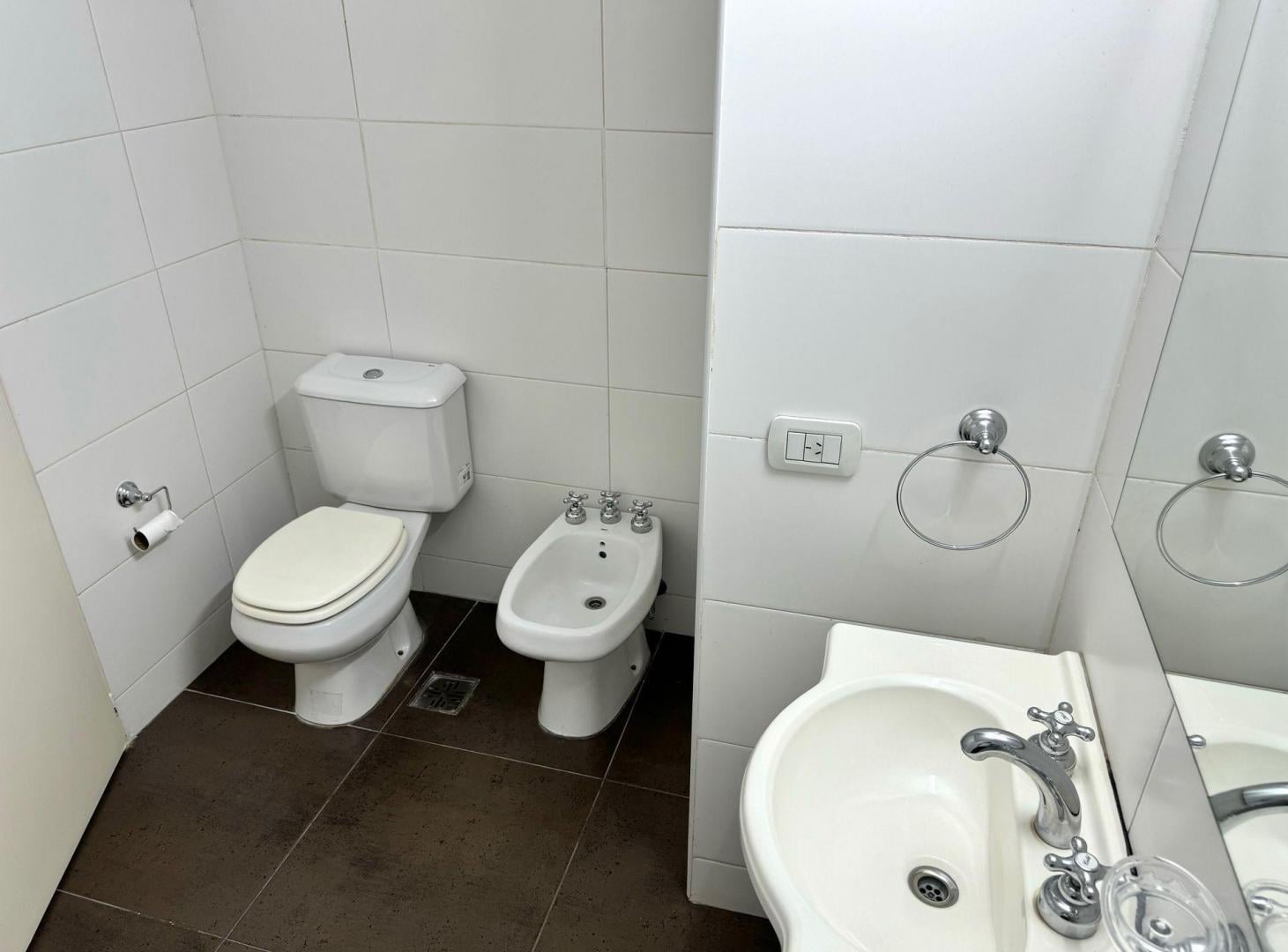 Foto de VENTA Monserrat - Mono con amenities - piso alto, imagen 2