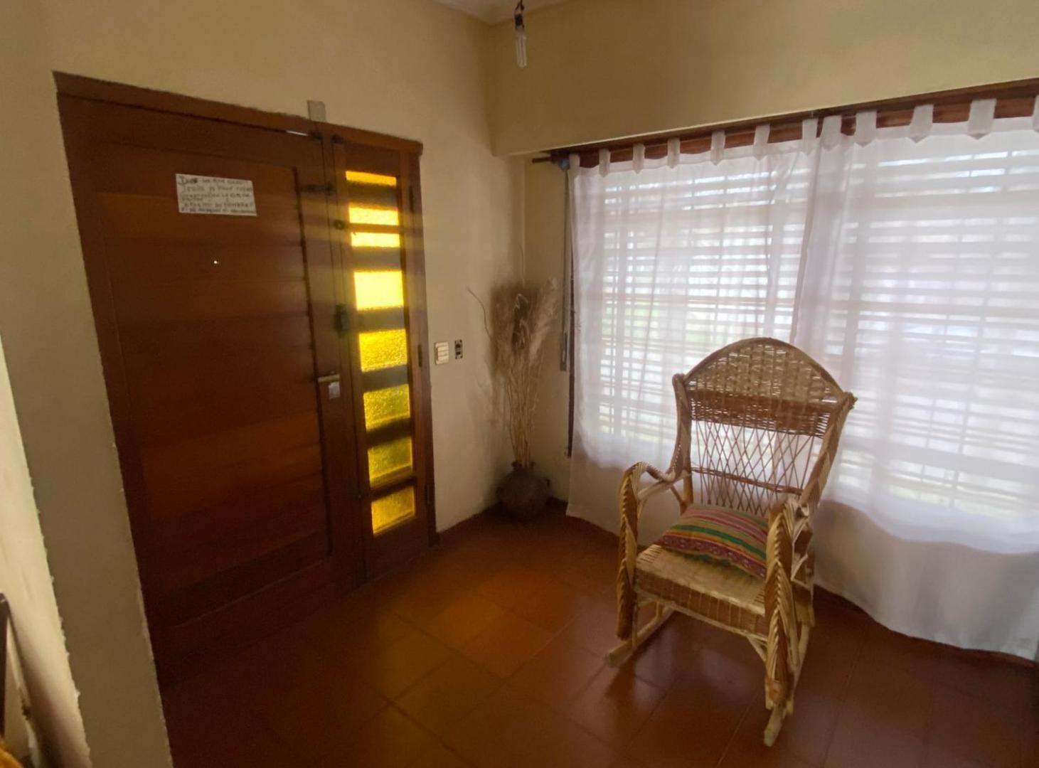 Foto de CHALET ÚNICO C/PARQUE, PILETA Y DOBLE COCHERA, imagen 3