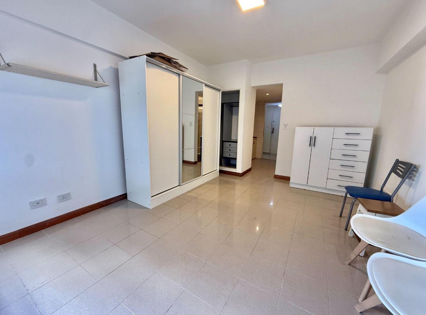 Foto de VENTA MONOAMBIENTE CON COCHERA AV CORRIENTES, imagen 3