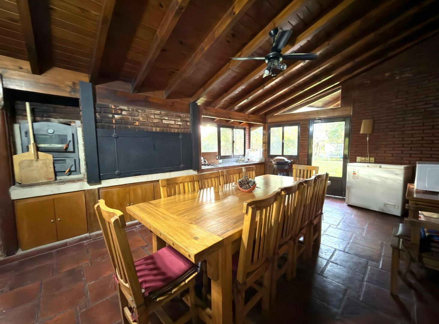 Foto de Venta Casa Praderas de Lujan 5 amb Increible Lote, imagen 4