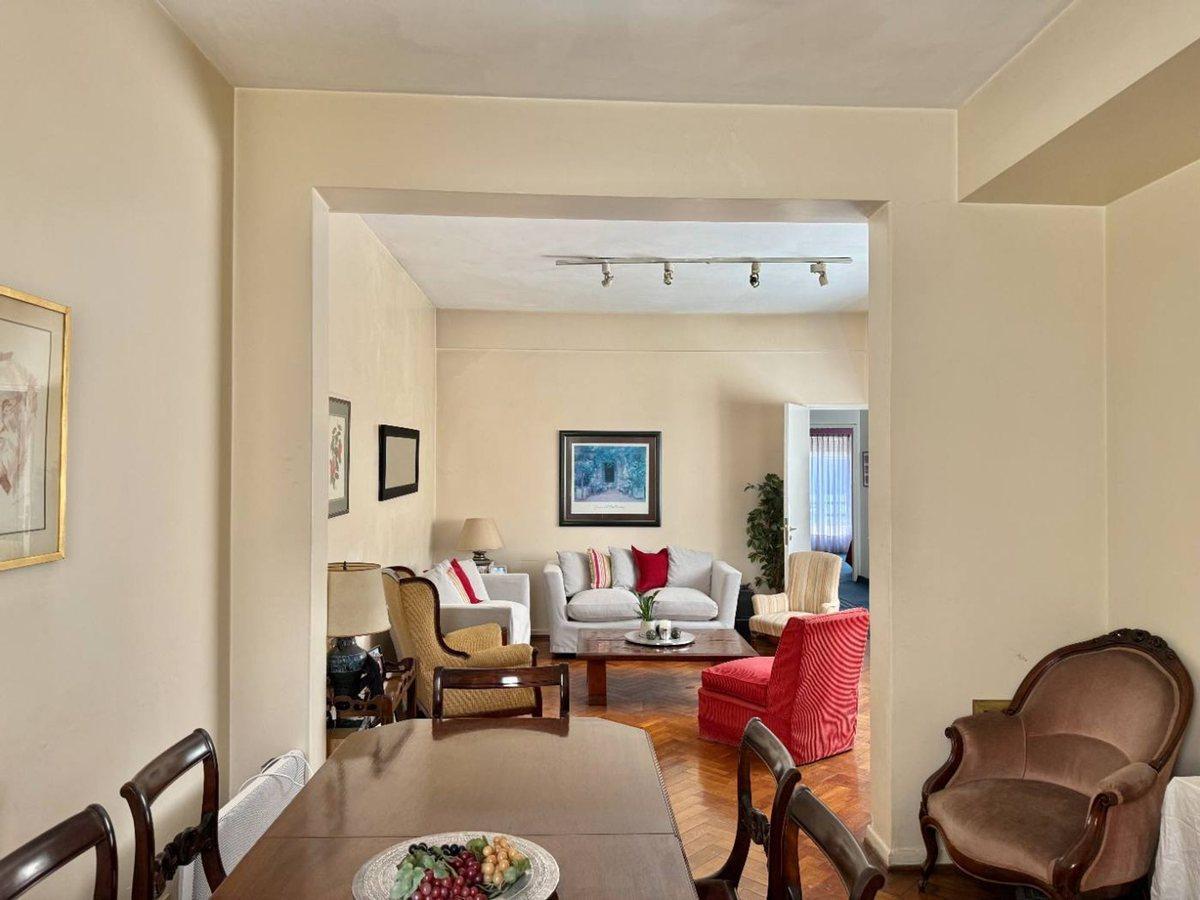 Foto de VENTA DEPTO 4 AMB + DEPENDENCIA BALCON RECOLETA, imagen 4