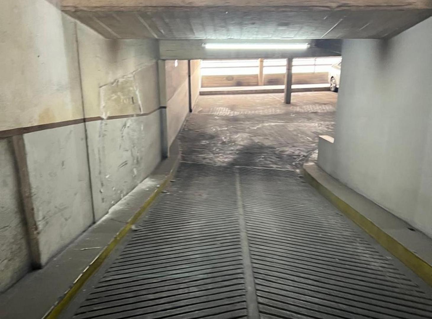 Foto de VENTA COCHERA - RECOLETA, imagen 5