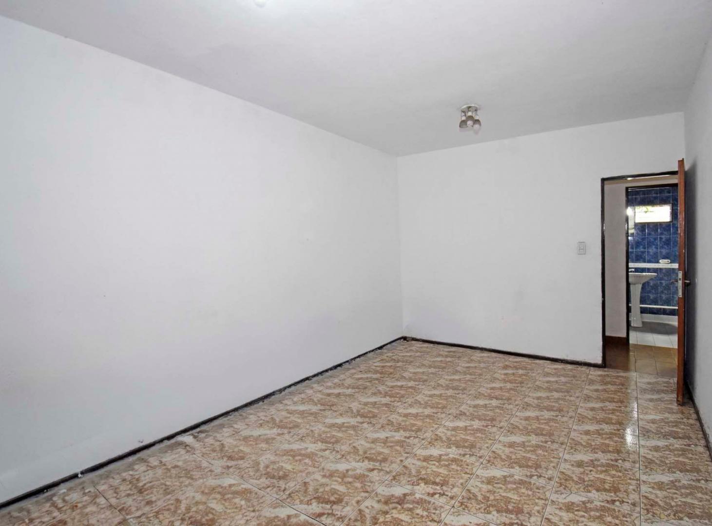 Foto de Alquiler Dpto 1er Piso Con Cochera, imagen 4