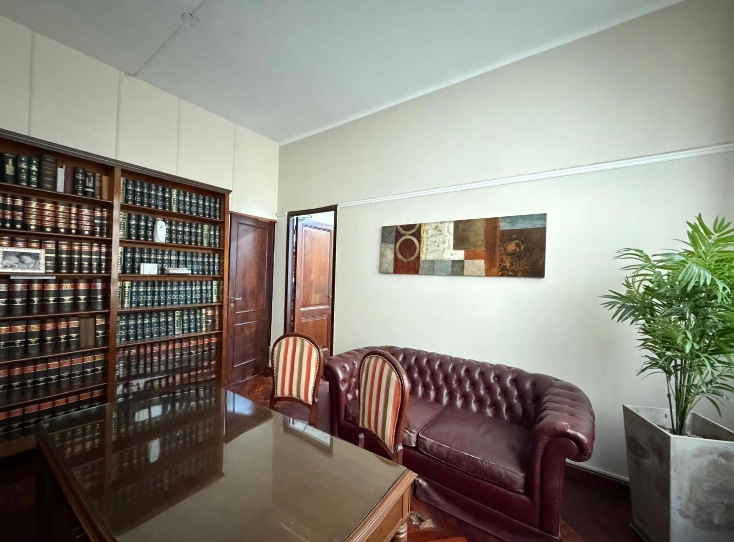 Foto de VENTA DOS OFICINAS EN MICROCENTRO, imagen 3