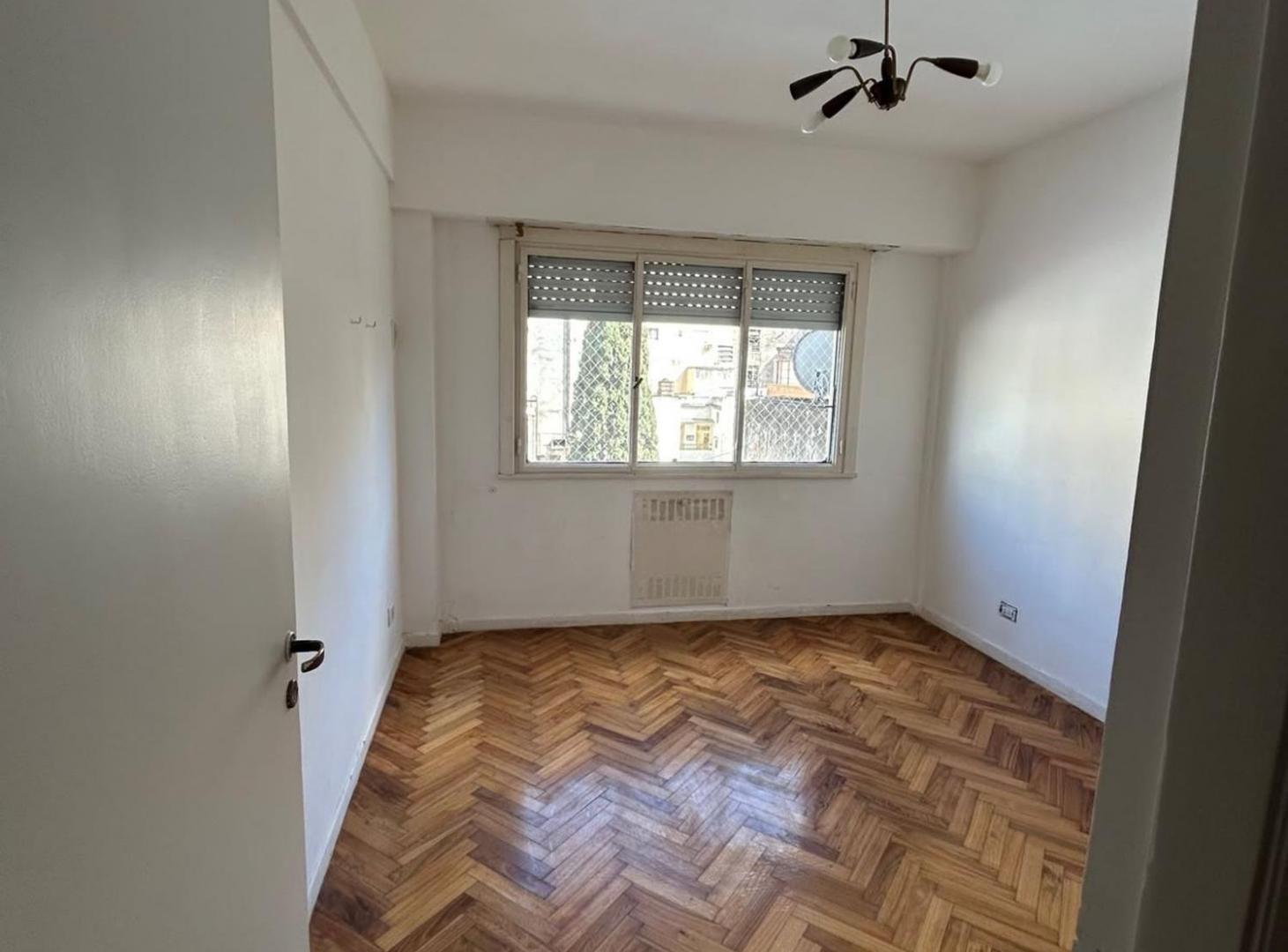 Foto de VENTA DEPARTAMENTO 3 AMBIENTES – URIBURU 246 – BAL, imagen 2
