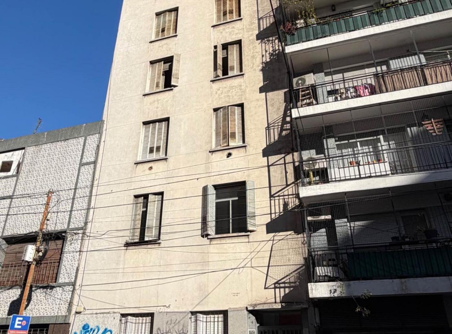 Foto de ALQUILER EDIFICIO EN BLOCK BALVANERA 600mts, imagen 2