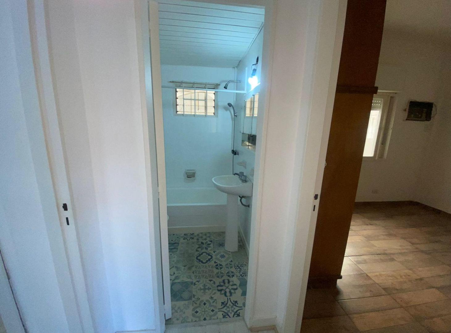 Foto de Venta PH con Cochera Patio en Castelar, imagen 2