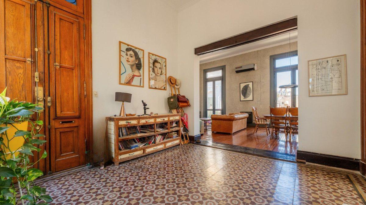 Foto de Venta PH 4/5 amb. c/Terraza y pileta en San Telmo, imagen 3