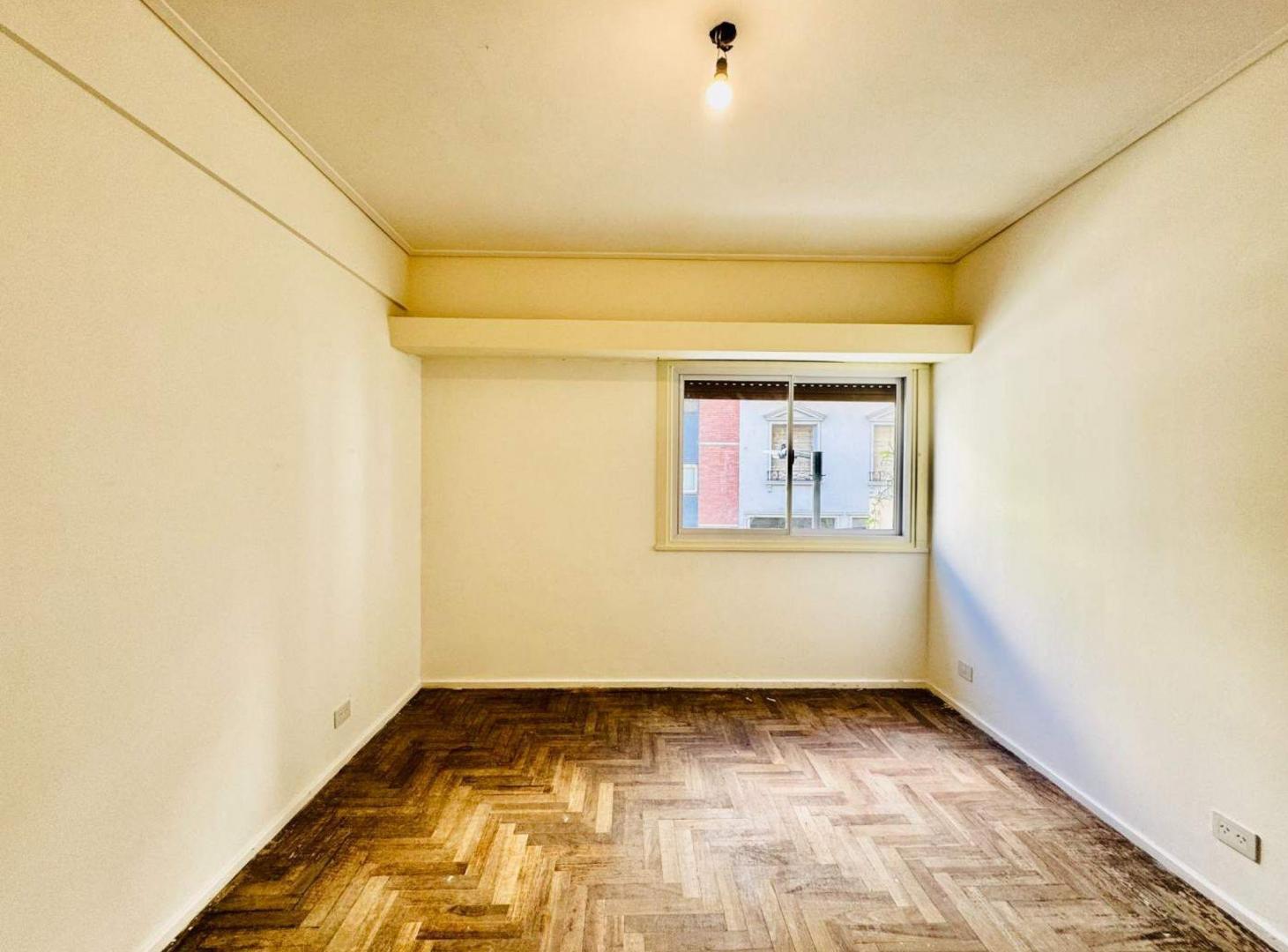 Foto de Venta Depto 4 amb balcón y dependencia Recoleta, imagen 5