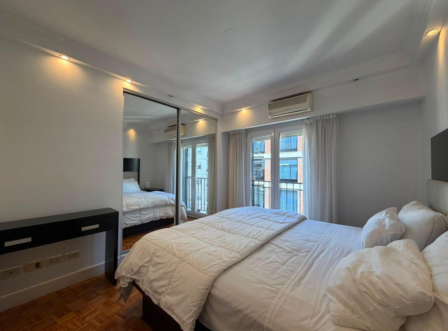 Foto de VENTA DEPTO 3 AMB RECOLETA RECICLADO CON BALCON, imagen 2