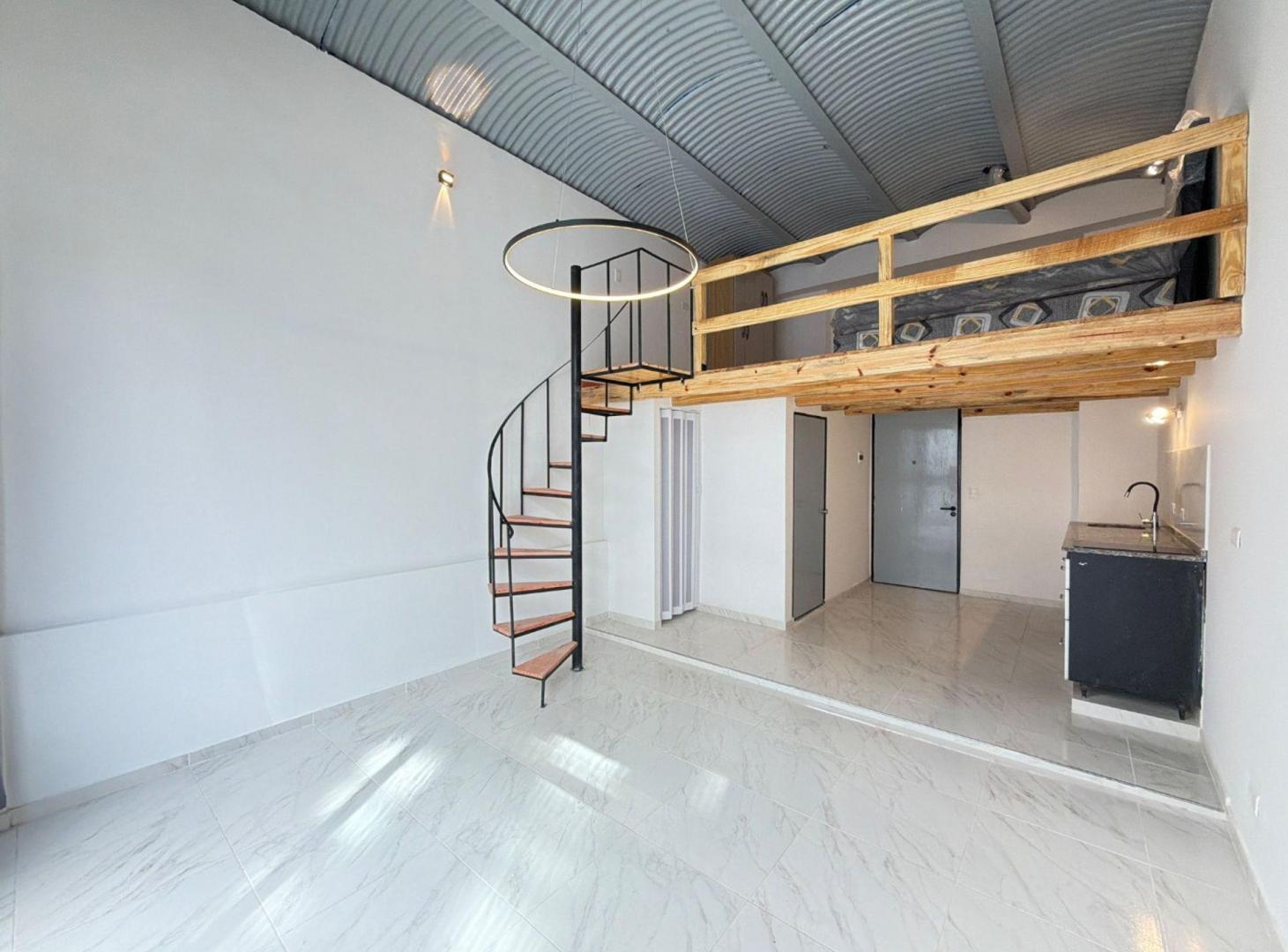 Foto de VENTA DEPARTAMENTO DUPLEX MICROCENTRO, imagen 5