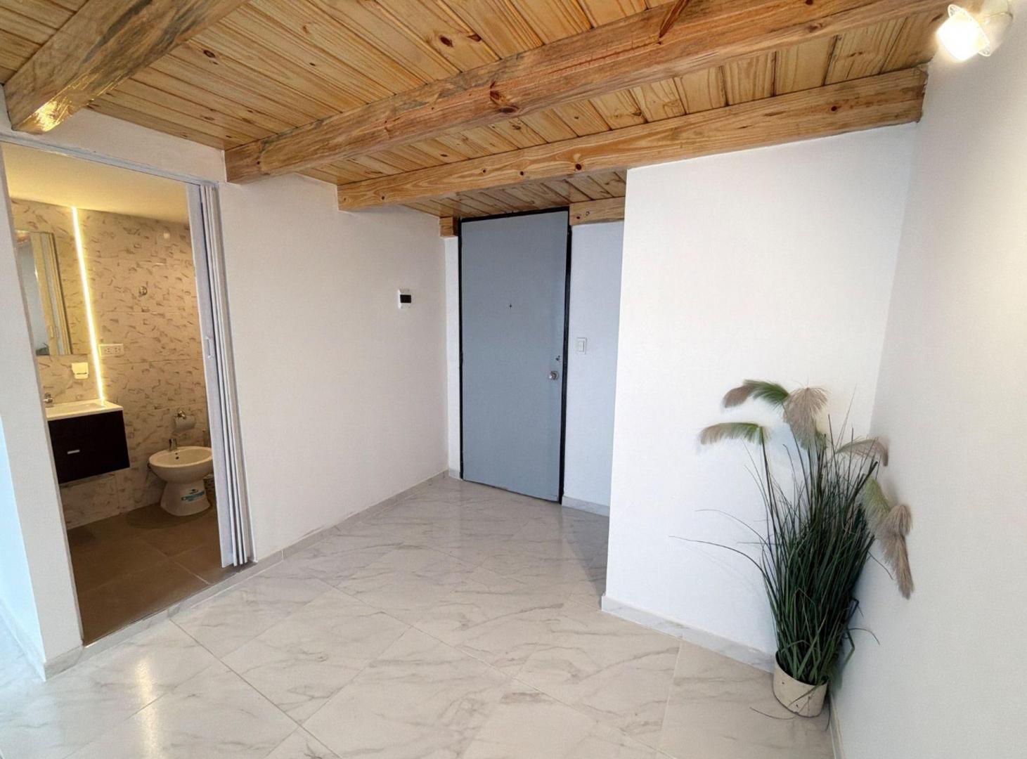Foto de VENTA DEPARTAMENTO DUPLEX MICROCENTRO, imagen 5