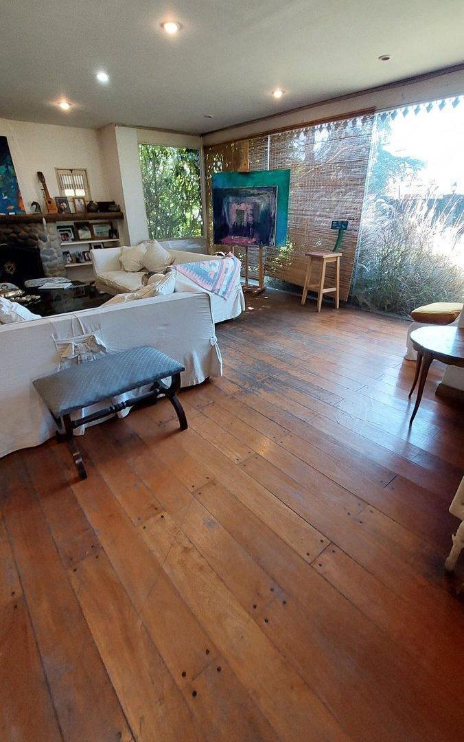 Foto de VENTA- Casa , jardín y pileta, Hurlingham, imagen 3