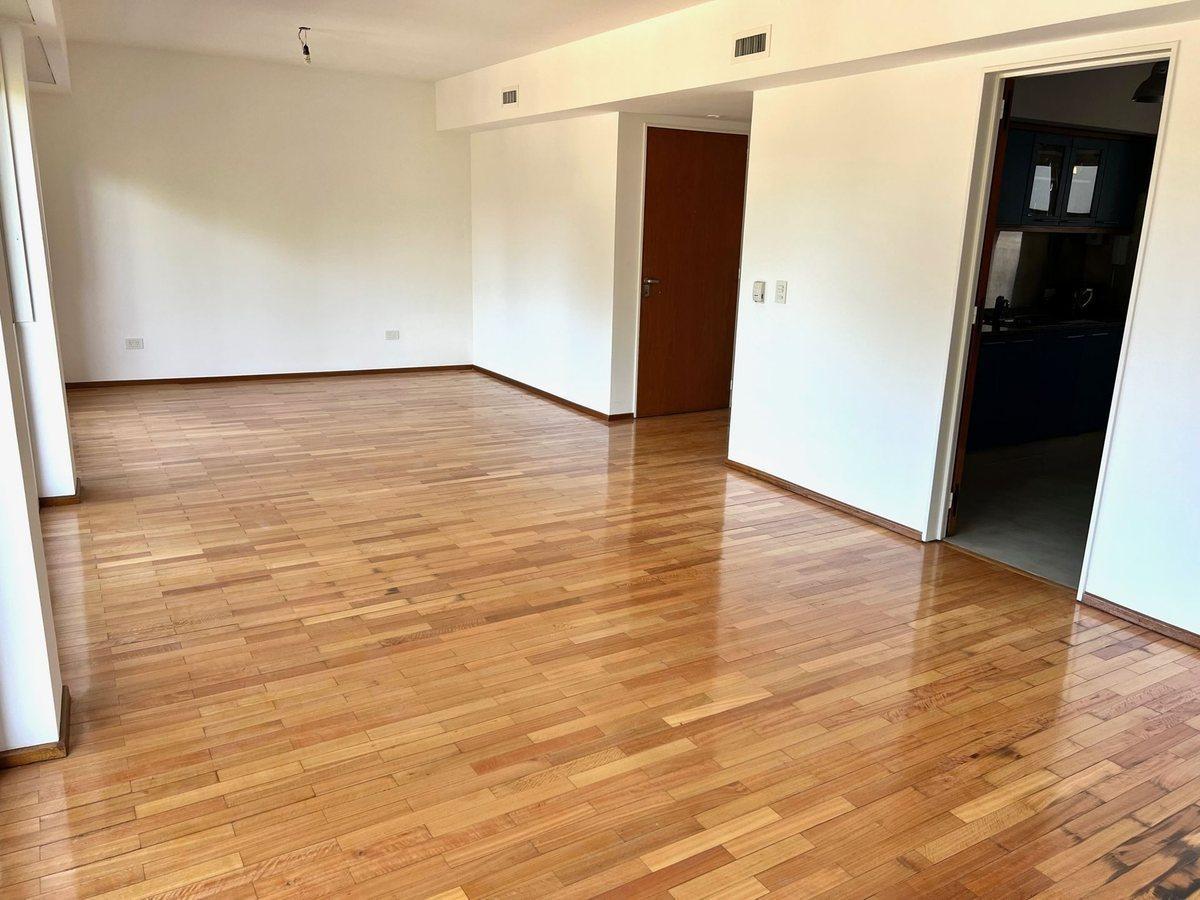 Foto de VENTA - CAÑITAS - 4 Amb con cochera y dependencia, imagen 2