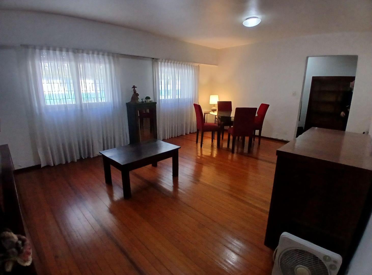 Foto de PH en Venta 4 ambientes Frente Luminoso, imagen 2