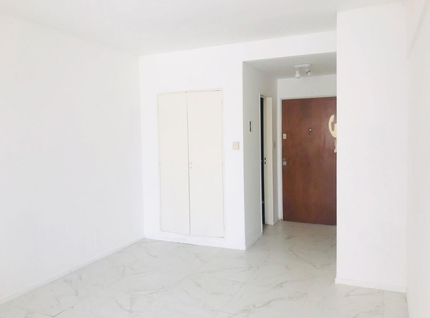 Foto de Venta Monoambiente piso alto con solarium Retiro, imagen 4
