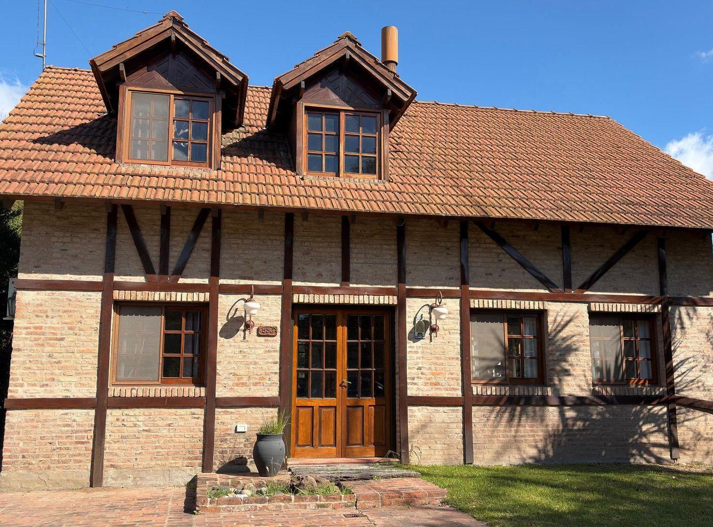 Foto de Venta Casa Praderas de Lujan 4 amb Pileta, imagen 2