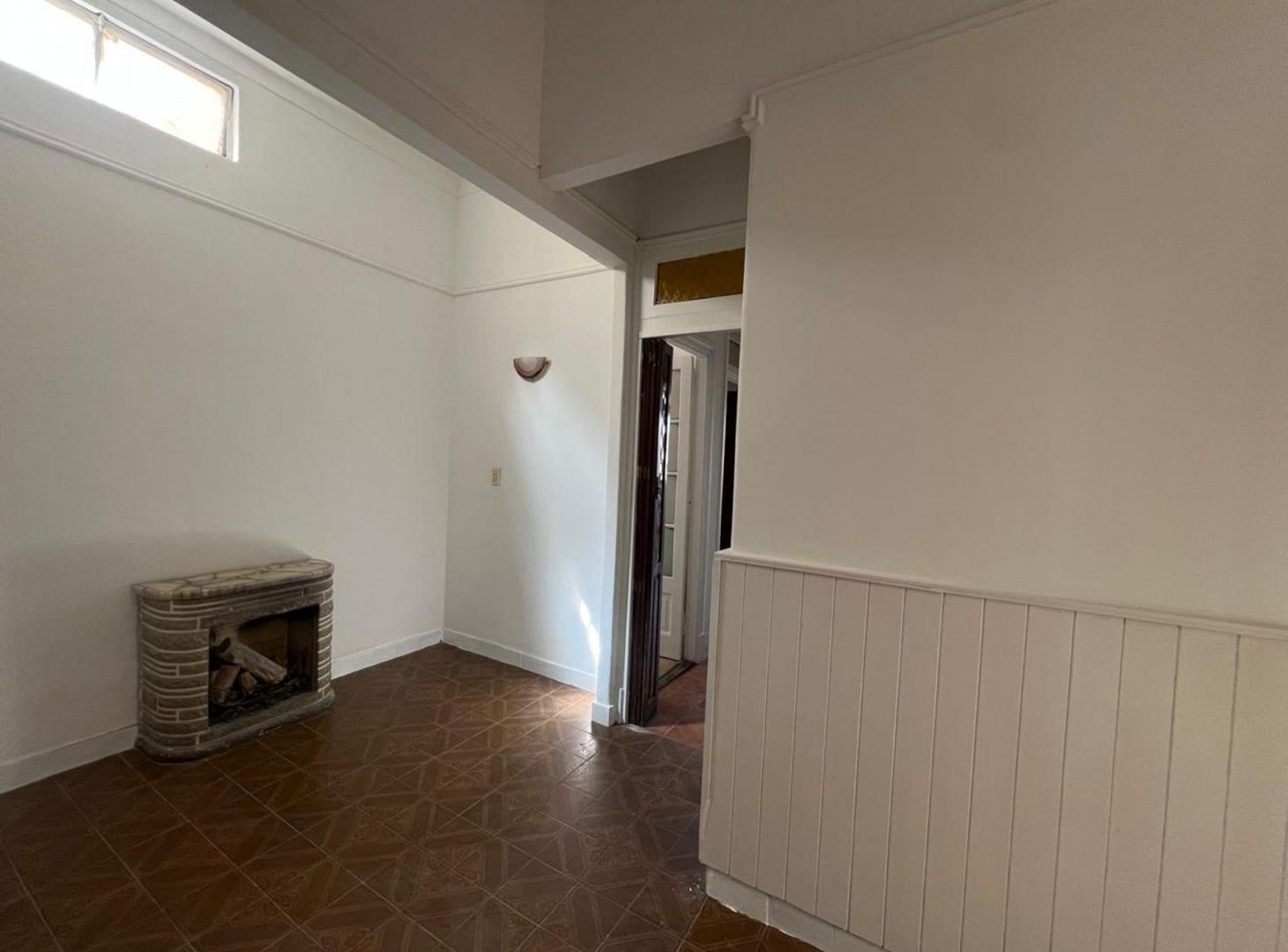 Foto de VENTA Depto. 4 Ambientes-LUMINOSO/MUY BUEN ESTADO, imagen 2