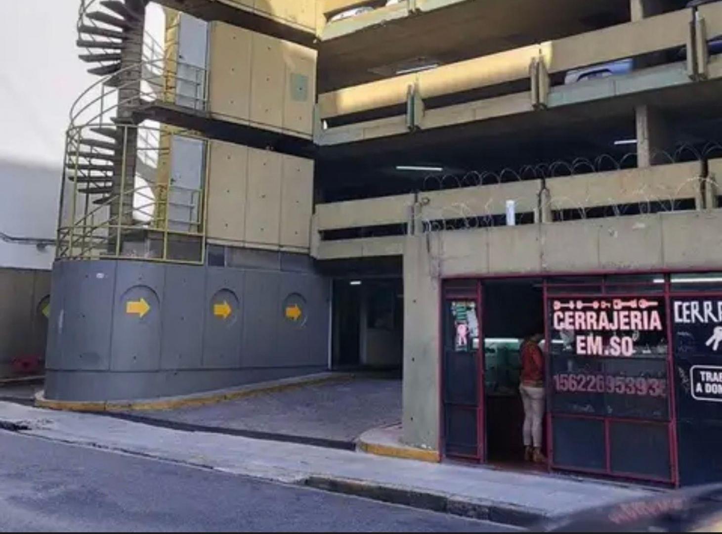 Garage