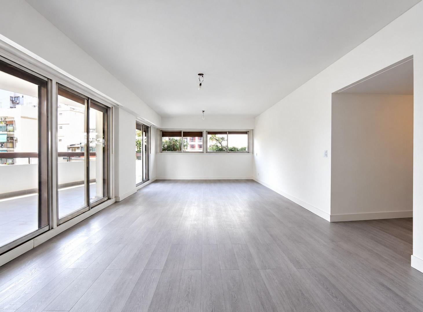 Foto de VENTA 4 AMB C BALCON, DEPEN, COCHERA EN VILLA URQ, imagen 3