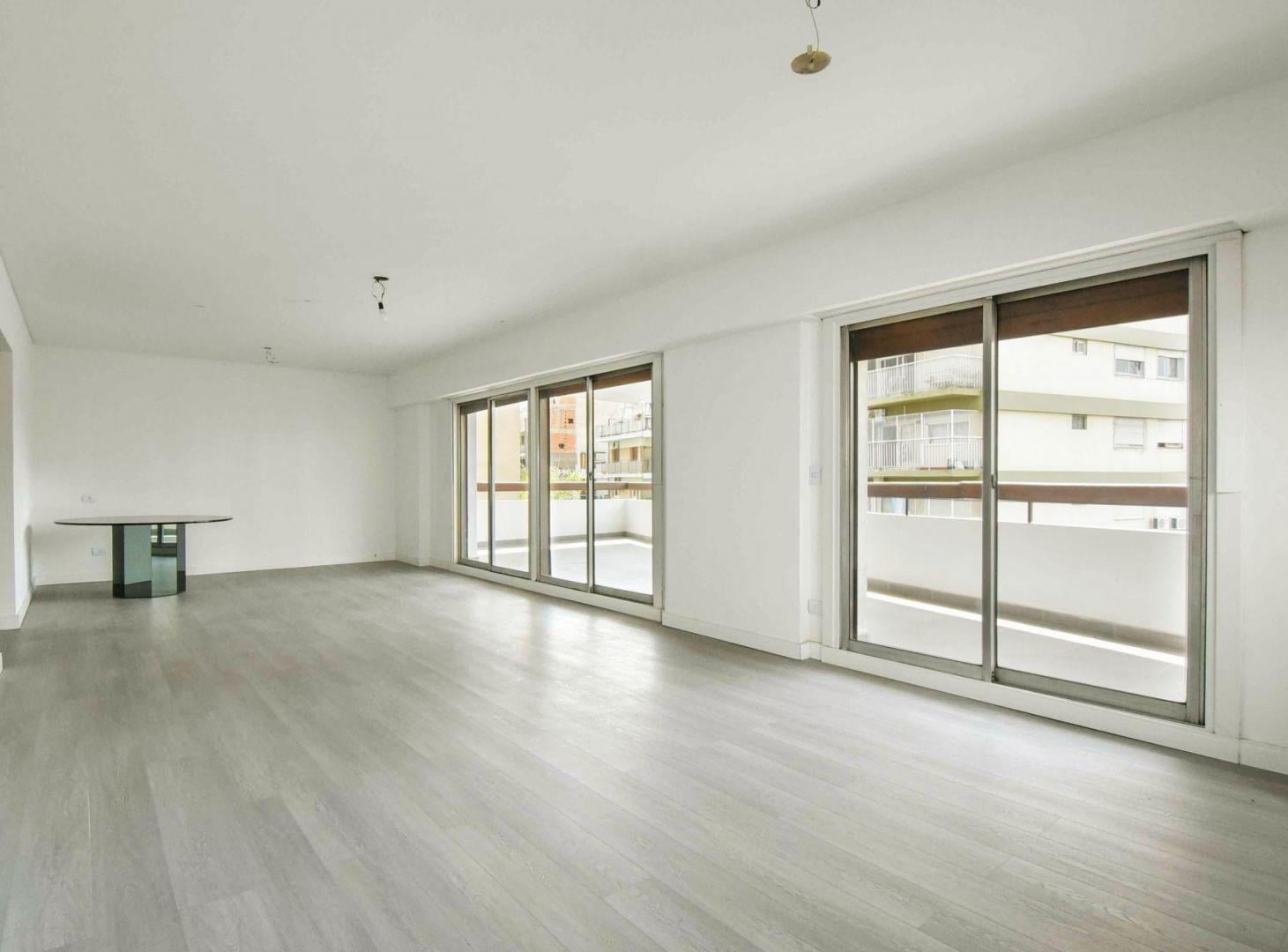 Foto de VENTA 4 AMB C BALCON, DEPEN, COCHERA EN VILLA URQ, imagen 1