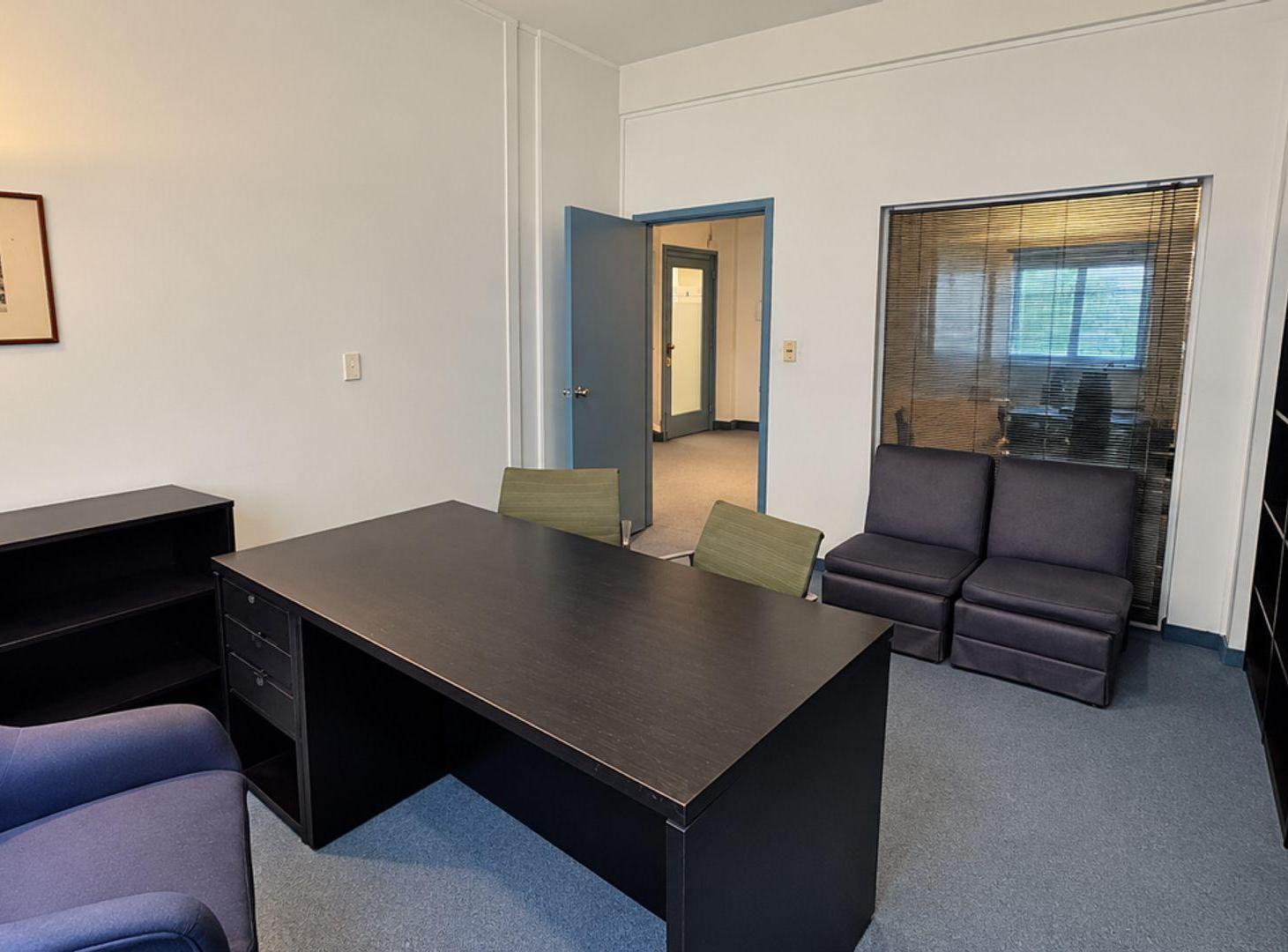 Foto de Venta - OFICINA - 97 m2 - Edificio CIBERT, imagen 4