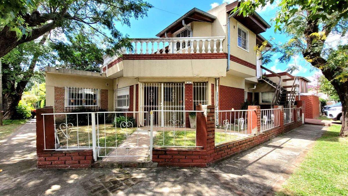 Foto de VENTA CASA 4 AMBIENTES CON COCHERA EN TALAR TIGRE, imagen 1