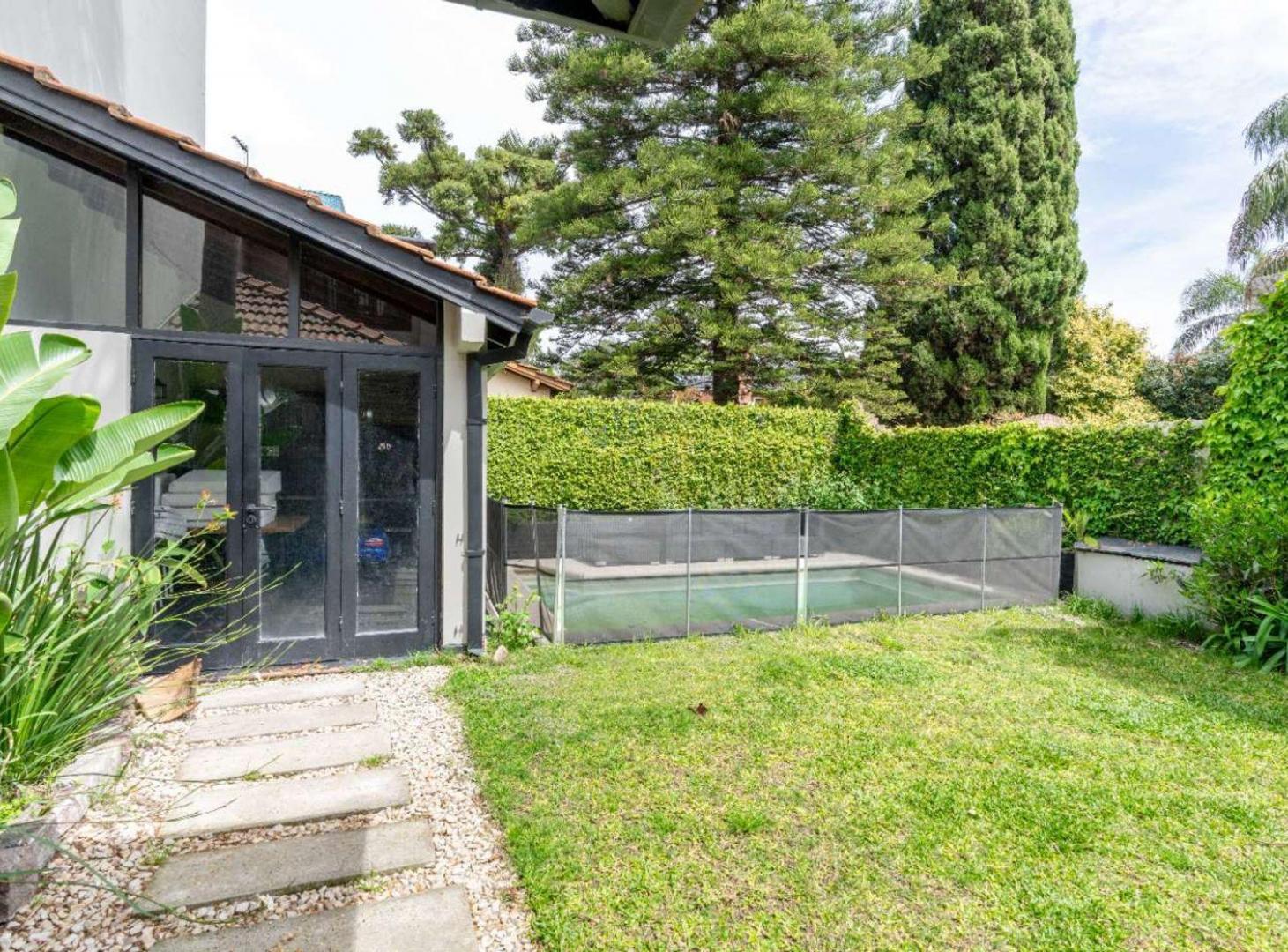 Foto de CASA CON PILETA Y QUINCHO CERCA DE LOMITAS STREET, imagen 3