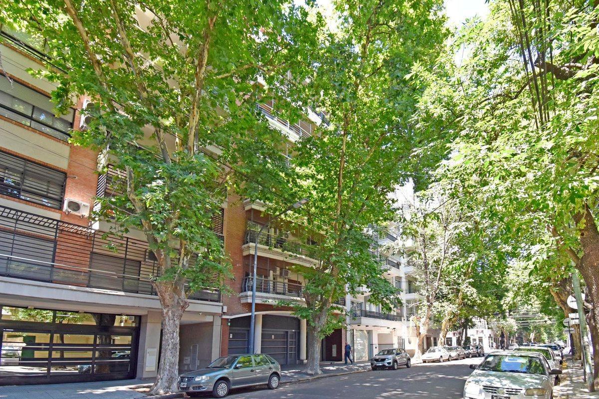 Foto de Venta Semipiso 3 Amb Dependencia Cochera Balcón, imagen 2