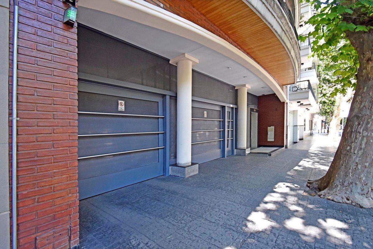 Foto de Venta Semipiso 3 Amb Dependencia Cochera Balcón, imagen 5