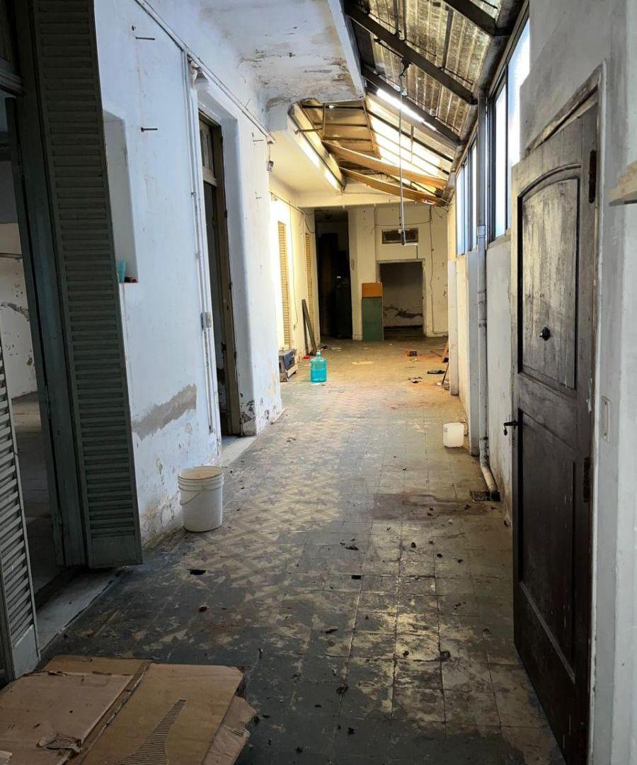 Foto de DEPÓSITO CON VIVIENDA 4 AMBIENTES EN PLANTA ALTA TERRADA 1074/1078, imagen 1