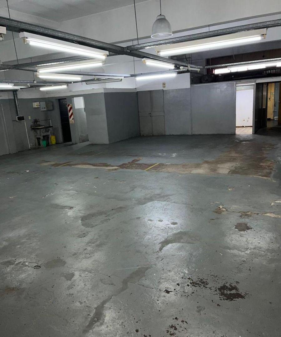 Foto de DEPÓSITO EN VENTA DE 10M X 22M TODO PLANTA BAJA CHIVILCOY 1365, imagen 2