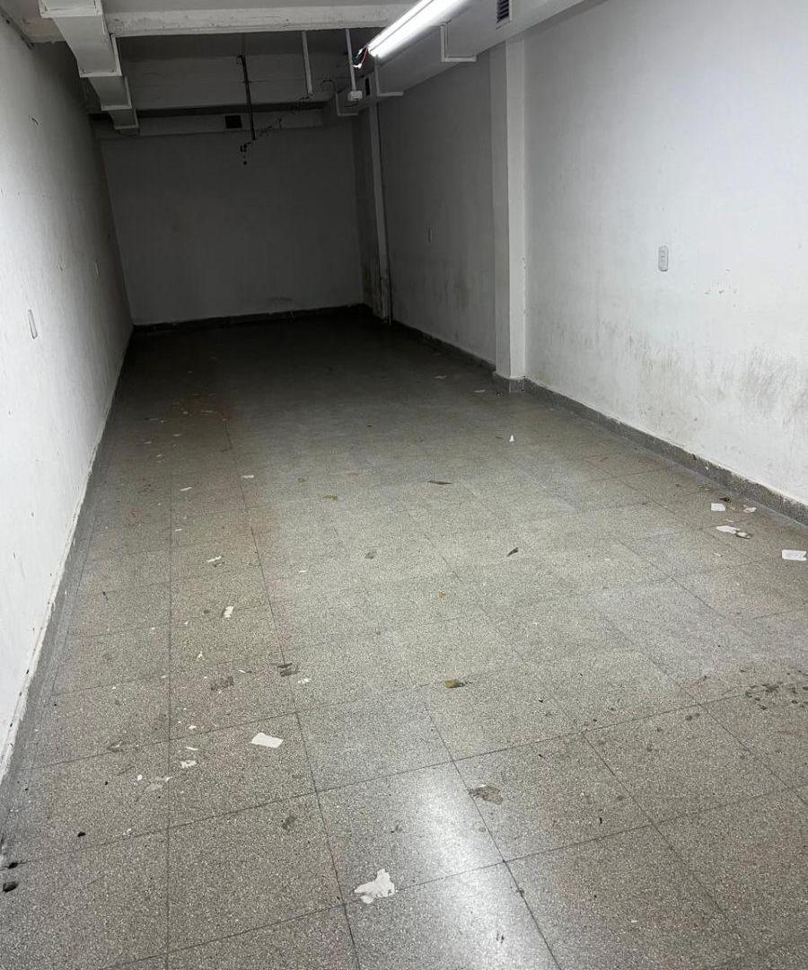 Foto de LOCAL Y DEPÓSITO 3 PLANTAS DE 3,50M X 27M. TOTAL 300M2. ENTRADA DE, imagen 5