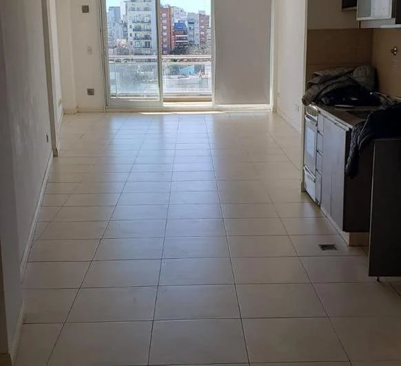 MONOAMBIENTE MUY AMPLIO CON BALCON 1