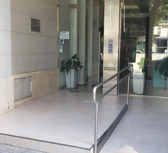 MONOAMBIENTE MUY AMPLIO CON BALCON 2