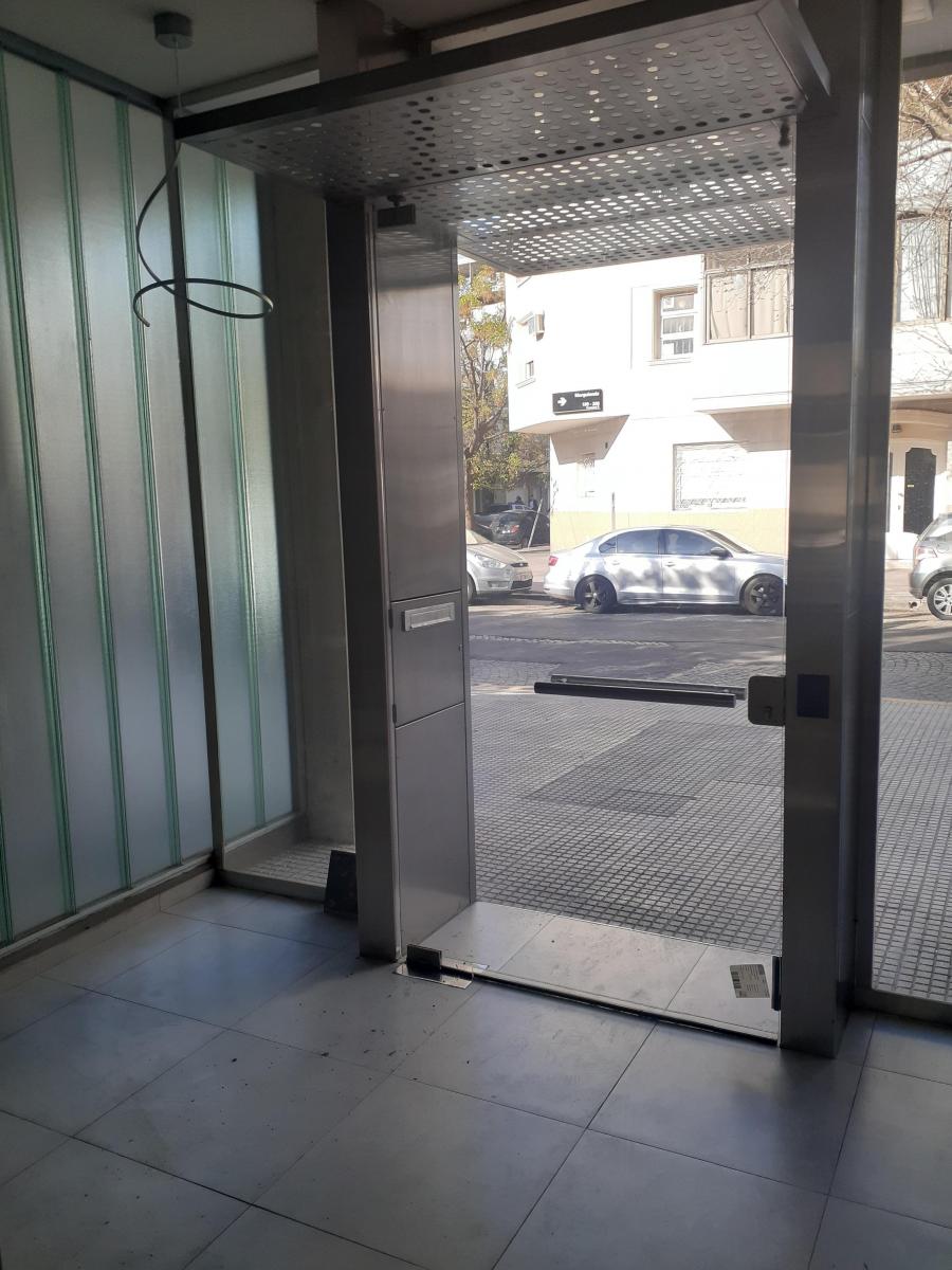 Depto Semi - Piso de 3 Ambs a Estrenar! Bajas Expensas! 3