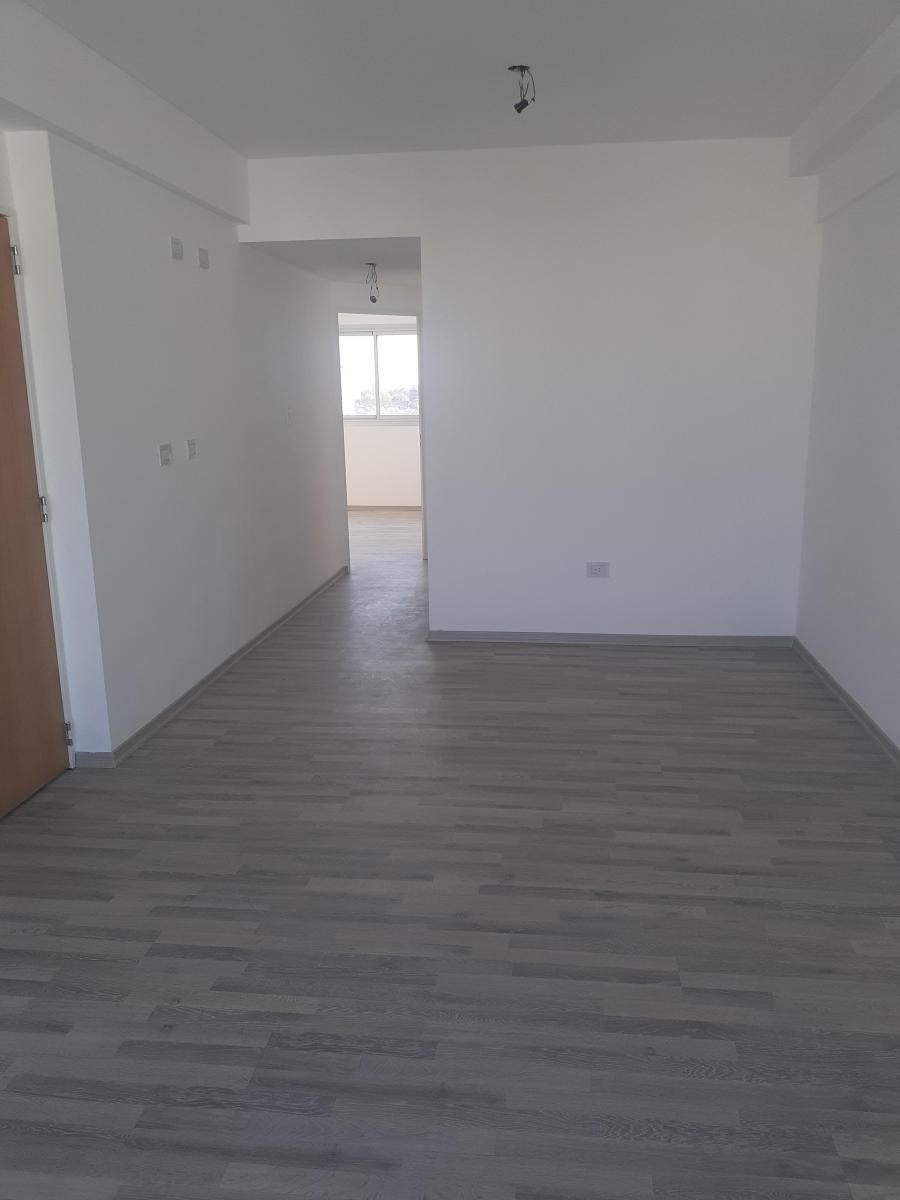 Depto Semi - Piso de 3 Ambs a Estrenar! Bajas Expensas! 2