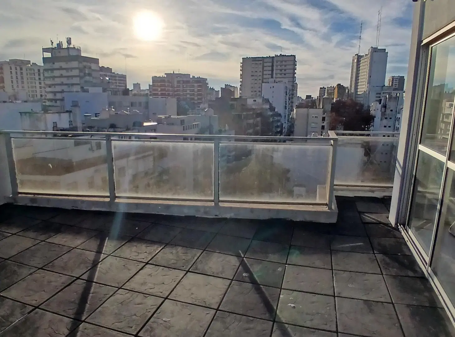 ALQUILER MODERNO MONOAMBIENTE 4