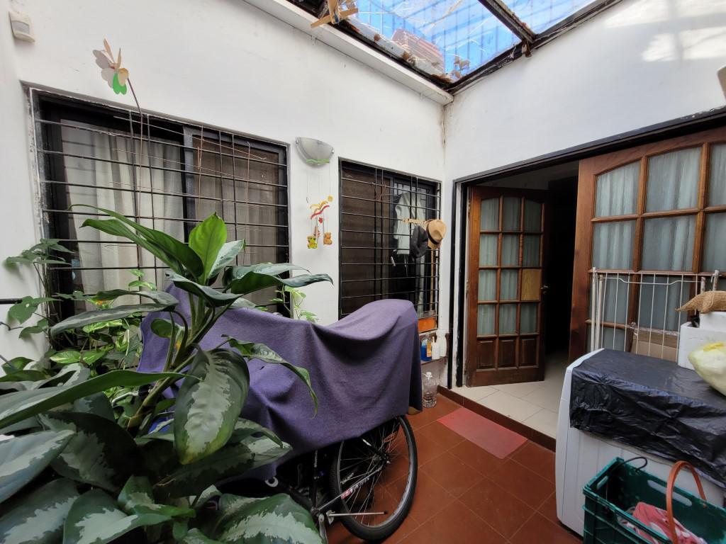 2 Viviendas Cada Una de 4 Ambientes, Independientes con Patio y Terraza. 3