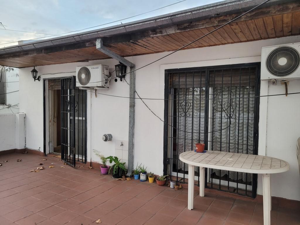 2 Viviendas Cada Una de 4 Ambientes, Independientes con Patio y Terraza. 3