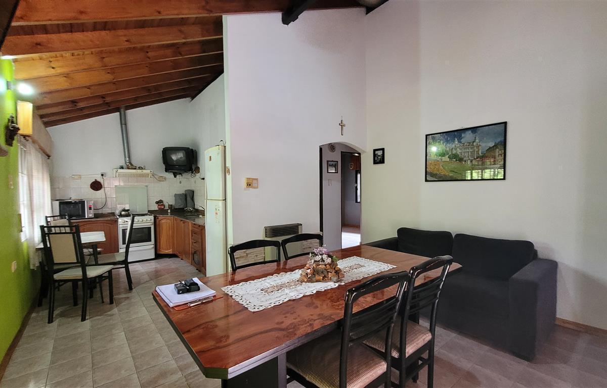 Casa Multifamiliar en Venta, 7 Amb. Pb, Pa y Fondo, Independiente,. Villa Martelli 1