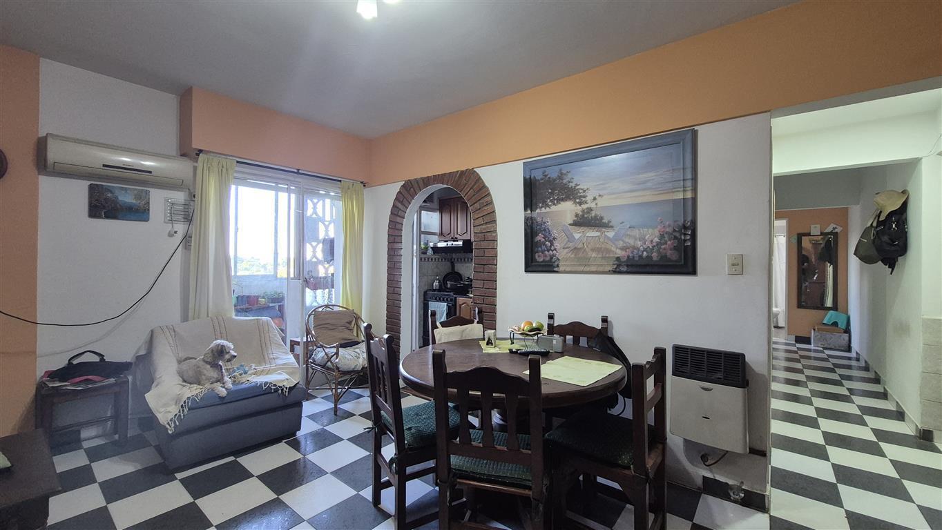 En venta Depto 3 amb. balcón, lavadero. Villa Martelli - V. Lopez