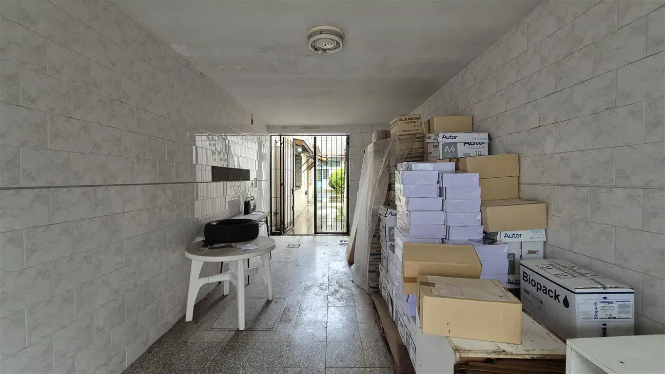Terreno 300m2 en  Venta  Sobre Av. Laprida próximo a  Mitre. V. Martelli 8