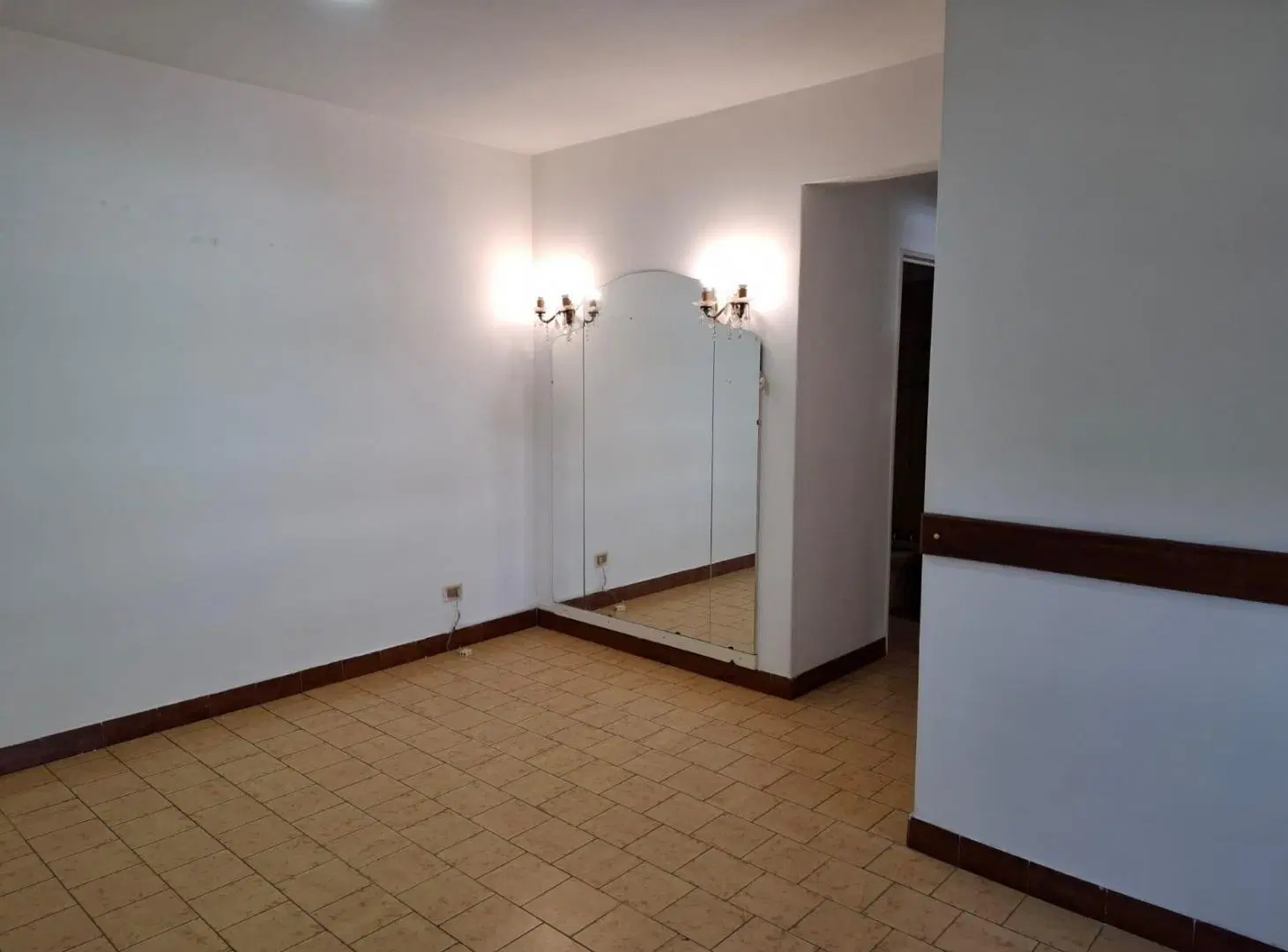 Departamento 4 ambientes en alquiler. V.Martelli - B.Parque 3