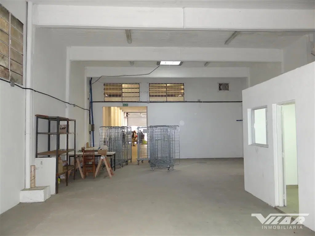 En Alquiler Galpón/Local 380m2  sobre mitre a metros de CABA -  Villa Martelli 4