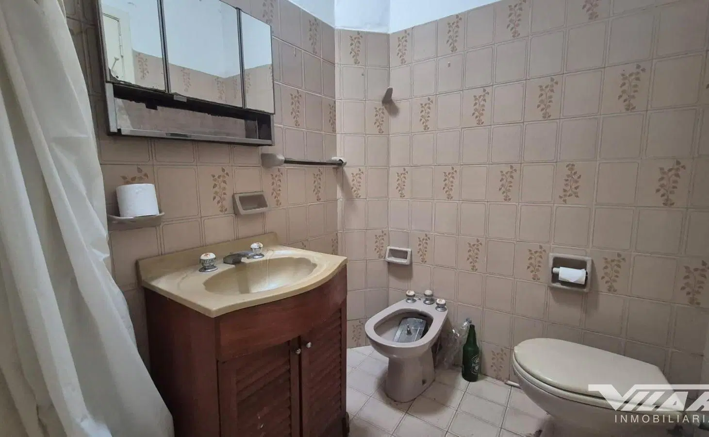 En Venta, Casa 4 amb. cochera, jardín, quincho, patio y terraza . - V. Martelli 5