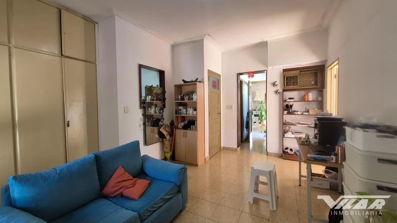 En venta, Galpón de 130m2 con vivienda 3 amb con patio y terraza - V. martelli 1