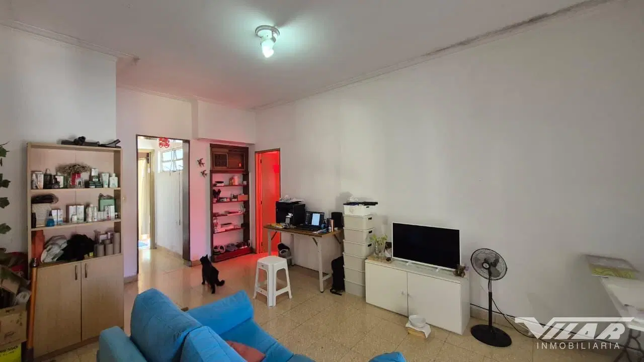 En venta, Galpón de 130m2 con vivienda 3 amb con patio y terraza - V. martelli 3