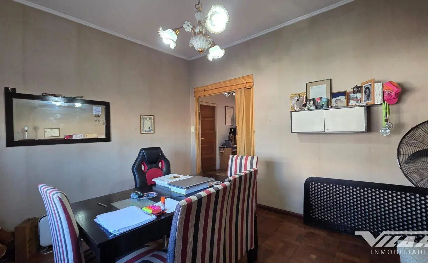 En Venta PH 3 amb.  PA  c/ terraza y quincho, independiente.  -  V. Martelli, V. Lopez 2